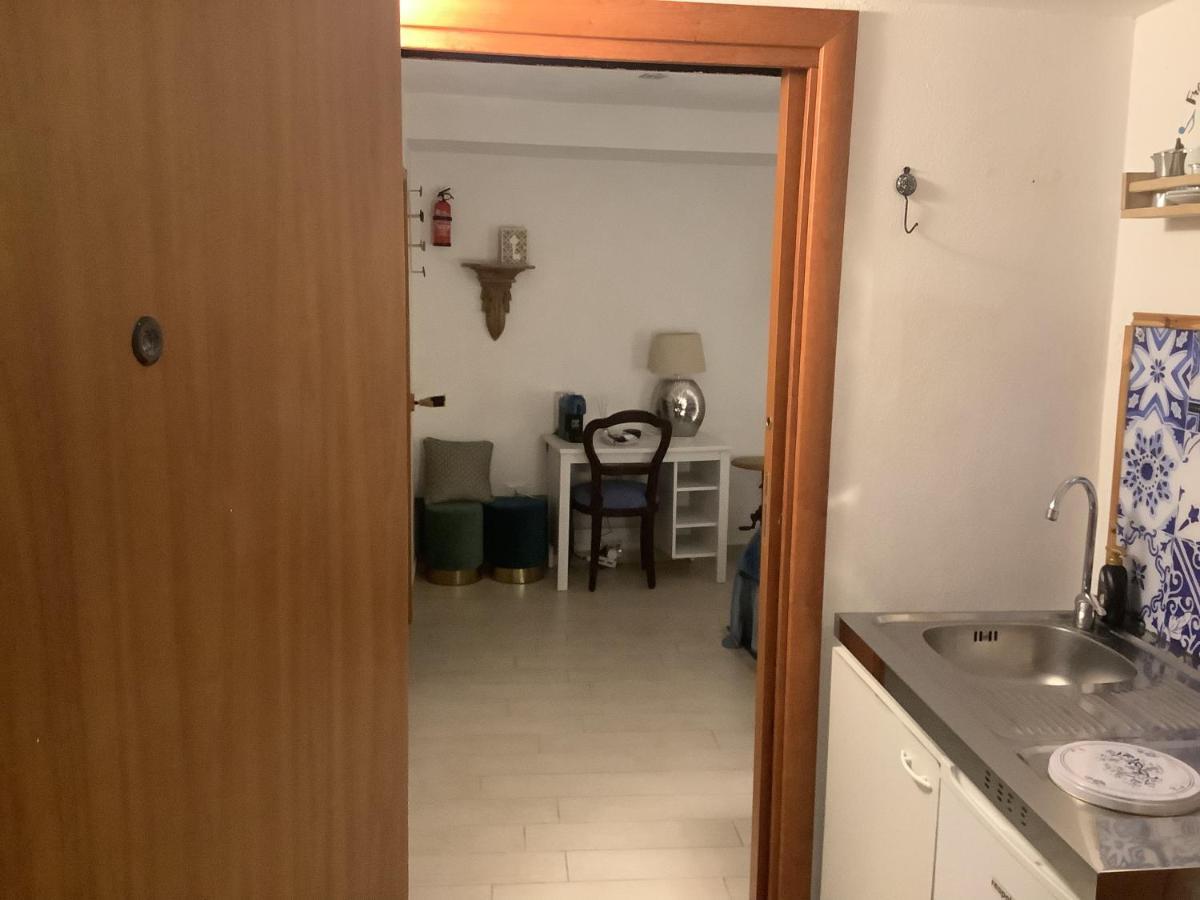 נאפולי Tinnyhouse מראה חיצוני תמונה